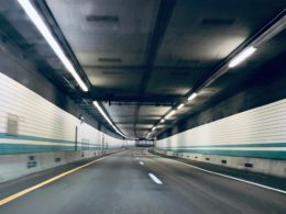 más accidentes durante el COVID-19 a pesar de que los conductores han desalojado las carreteras de Massachusetts como esta
